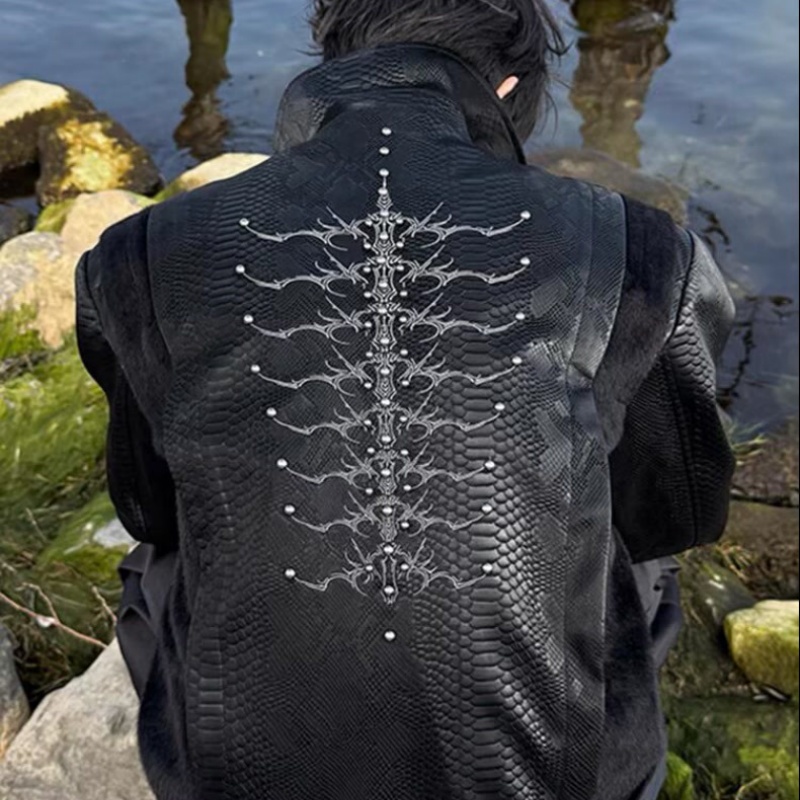 Men Black Snake Embossed Jacke - đánh giá và giá Streetwear Zipper