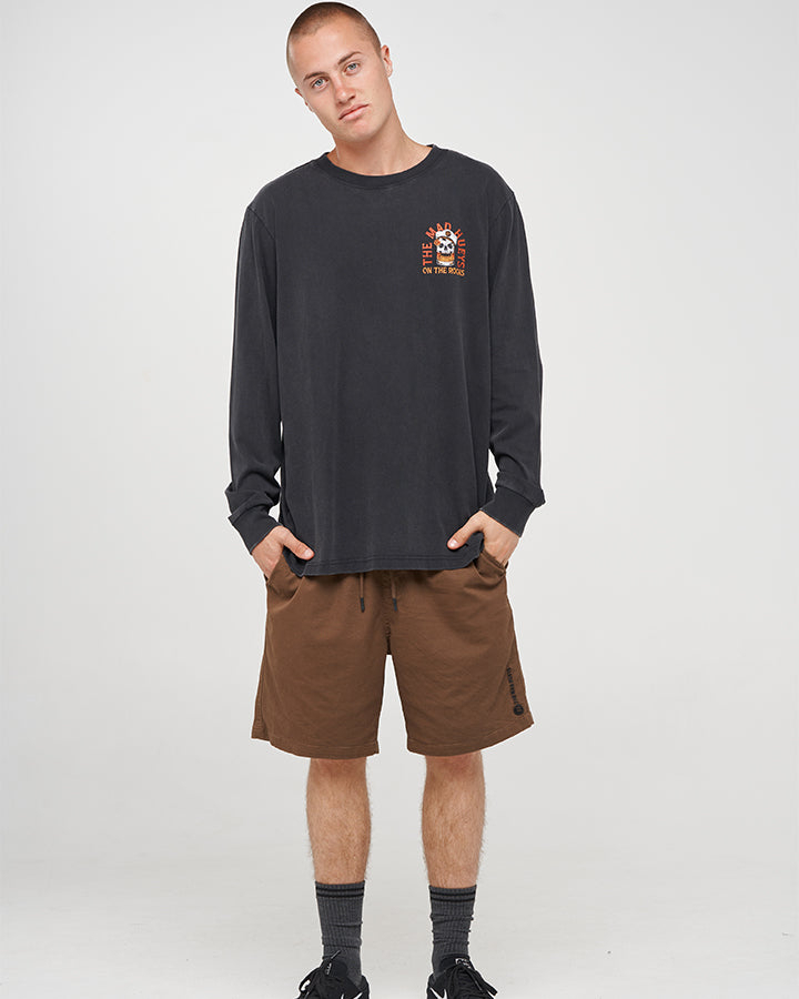 On The Rocks Skull Sailor Fish - đánh giá và giá Streetwear Brand Hoodies