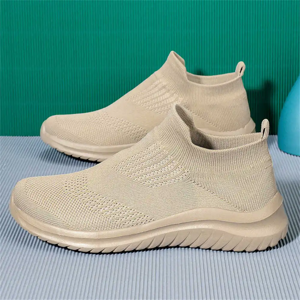 Beige Soft New Novelty Tennis  - đánh giá và giá Streetwear Brand Canada